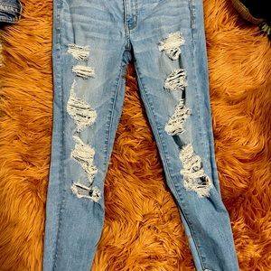 Size 6 American eagle ankle skinny jeans